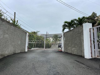 2 bed Townhouse For Sale in BARBICAN, Kingston / St. Andrew, Jamaica