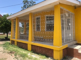 House For Rent in St Anns Bay, St. Ann Jamaica | [4]