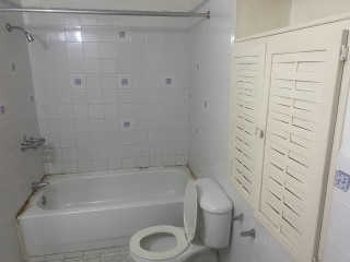 Flat For Rent in Red Hills, Kingston / St. Andrew Jamaica | [1]