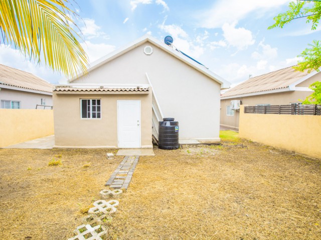 House For Rent in Caymanas Estate, St. Catherine Jamaica | [11]