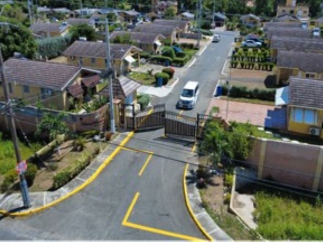 House For Sale in Greater Portmore, St. Catherine Jamaica | [2]
