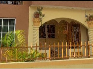 House For Rent in Golden Meadows, Kingston / St. Andrew Jamaica | [3]