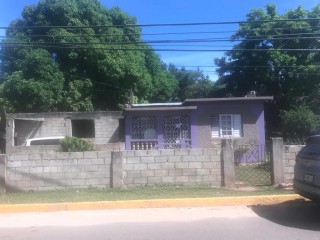 House For Sale in Lilliput, St. James Jamaica | [9]