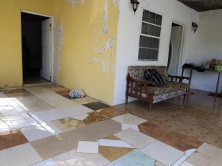 House For Sale in Porus, Manchester Jamaica | [1]