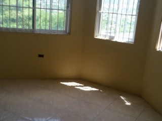 Apartment For Rent in Plantation Heights Kingston 19 PRICE REDUCED, Kingston / St. Andrew Jamaica | [2]