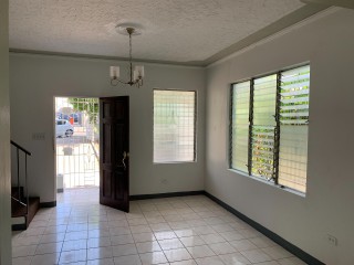 Townhouse For Rent in Constant Spring Road, Kingston / St. Andrew Jamaica | [4]