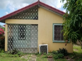 House For Sale in The Avairy, St. Catherine Jamaica | [4]