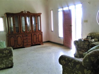 House For Sale in Rock Hall, Kingston / St. Andrew Jamaica | [4]