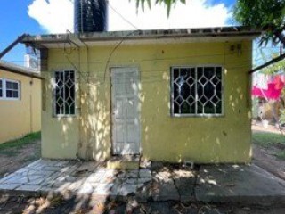 4 bed House For Sale in Greater Portmore, St. Catherine, Jamaica