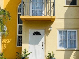 Townhouse For Rent in Portmore Country Club 1, St. Catherine Jamaica | [1]