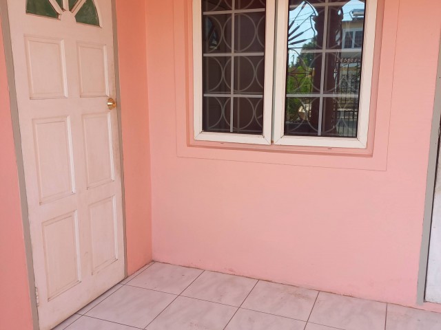 Townhouse For Sale in Spanish Town, St. Catherine Jamaica | [6]