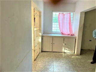 House For Sale in SHORTWOOD AREA, Kingston / St. Andrew Jamaica | [1]