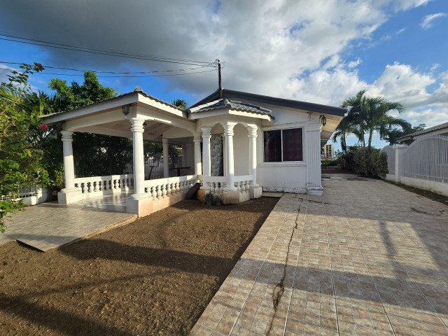 2 bed House For Sale - Old Harbour, St. Catherine, Jamaica