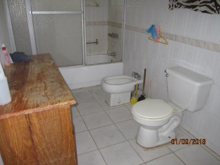 House For Rent in Santa Cruz, St. Elizabeth Jamaica | [11]
