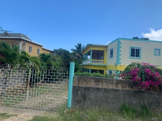 8 bed House For Sale in Tower Isle, St. Mary, Jamaica