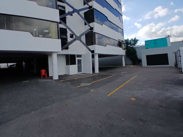 Commercial building For Rent in Kingston 5, Kingston / St. Andrew Jamaica | [1]