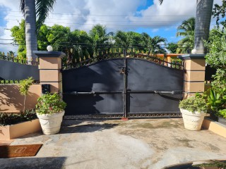 House For Rent in Willowdene, St. Catherine Jamaica | [2]