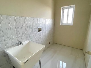 2 bed Apartment For Sale – Red Hills, Kingston / St. Andrew, Jamaica