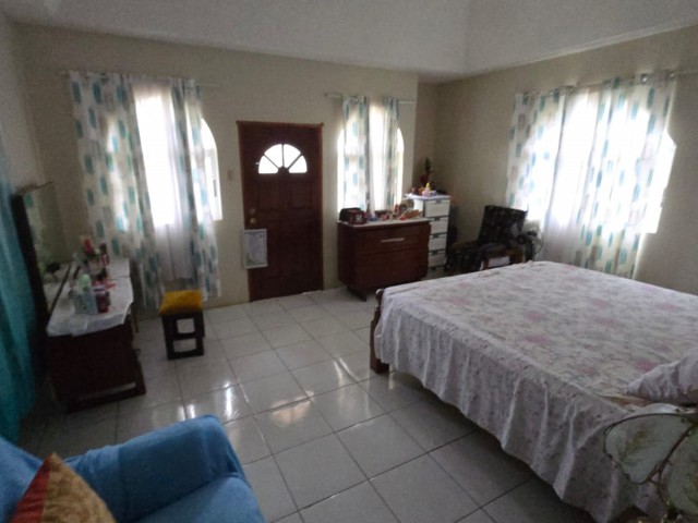 House For Sale in Mandeville, Manchester Jamaica | [2]