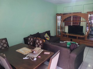 House For Sale in Kensington, St. Catherine Jamaica | [4]