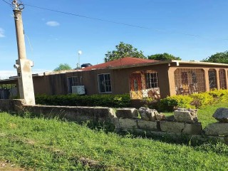 House For Sale in Spanish Town, St. Catherine Jamaica | [5]