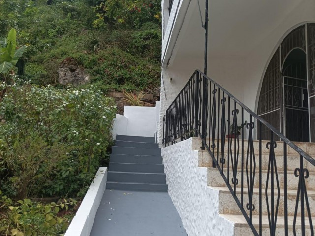 House For Sale in SMOKEY VALE KINGSTON 19, Kingston / St. Andrew Jamaica | [13]