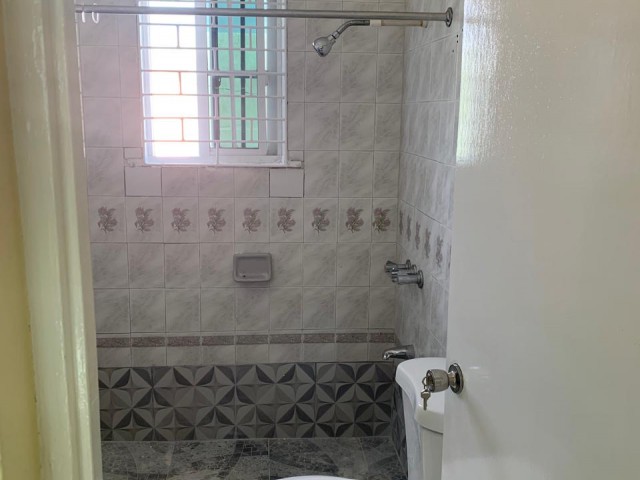 House For Rent in 2 West Greater Portmore, St. Catherine Jamaica | [6]