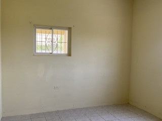 Flat For Rent in Hellshire Heights, St. Catherine Jamaica | [4]