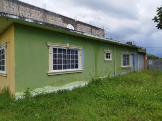 3 bed House For Sale in Savanna La Mar, Westmoreland, Jamaica