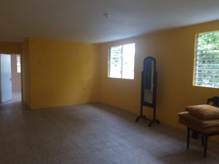 House For Rent in Queenborough, Kingston / St. Andrew Jamaica | [8]