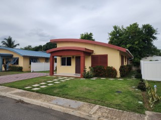 2 bed House For Sale in Green Village, St. Catherine, Jamaica