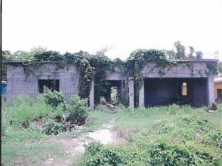 3 bed House For Sale in Spanish Town, St. Catherine, Jamaica