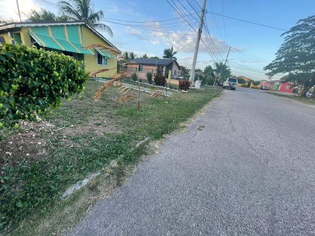 House For Sale in Old Harbour, St. Catherine Jamaica | [1]