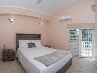 Townhouse For Rent in Guango Grove, St. James Jamaica | [9]