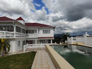 10 bed House For Sale in Mandeville, Manchester, Jamaica