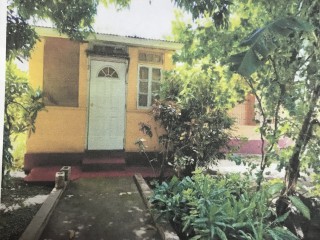 8 bed House For Sale – Kingston 5, Kingston / St. Andrew, Jamaica