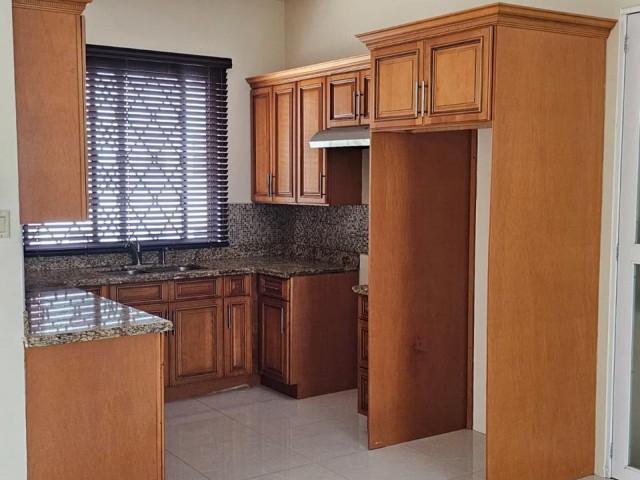 2 bed Apartment For Sale - Constant Spring, Kingston / St. Andrew, Jamaica