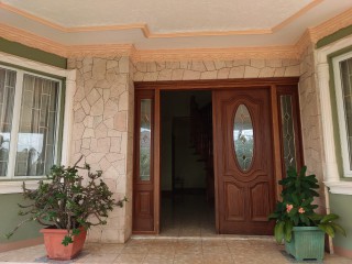 4 bed House For Sale in Mandeville, Manchester, Jamaica