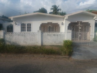 House For Sale in Fairview Park, St. Catherine Jamaica | [7]