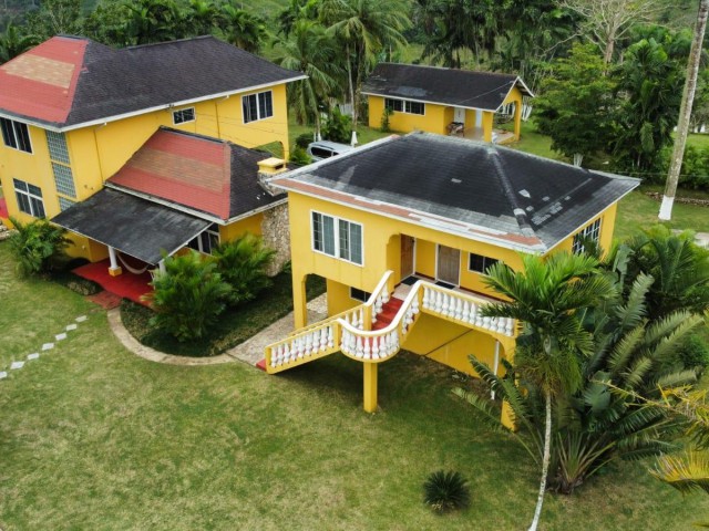 House For Sale in Ocho Rios, St. Ann Jamaica | [9]