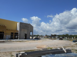 Commercial building For Rent in May Pen, Clarendon Jamaica | [9]