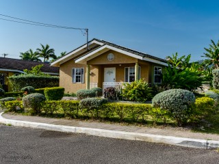2 bed House For Rent in Drax Hall Country Club, St. Ann, Jamaica