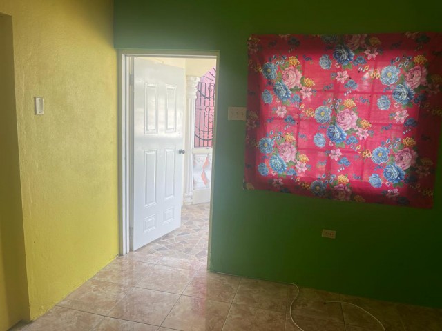 House For Rent in Longeville Park, Clarendon Jamaica | [6]
