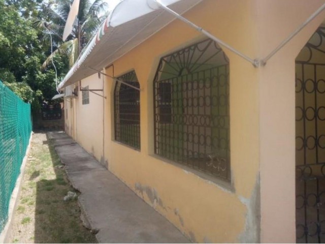 House For Sale in ELTHAM VIEW, St. Catherine Jamaica | [2]