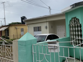House For Sale in Bushy Park May Pen, Clarendon Jamaica | [12]