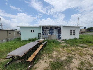 3 bed House For Sale in Sandhills Vista, St. Catherine, Jamaica