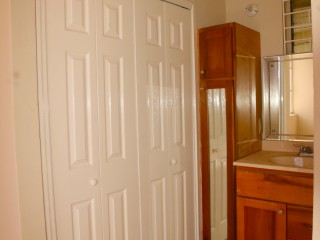 1 bed Apartment For Sale in Kingston 5, Kingston / St. Andrew, Jamaica