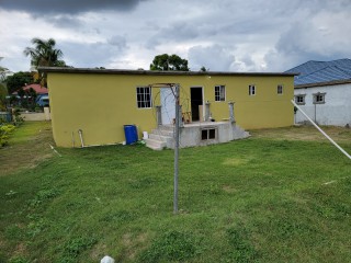 3 bed House For Sale in Merrivale Meadows, Clarendon, Jamaica