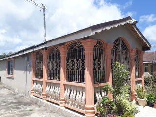 House For Sale in RHYNE PARK, St. James Jamaica | [3]