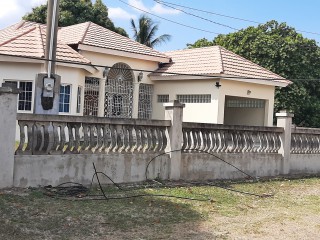 Residential lot For Sale in Four Paths, Clarendon Jamaica | [7]